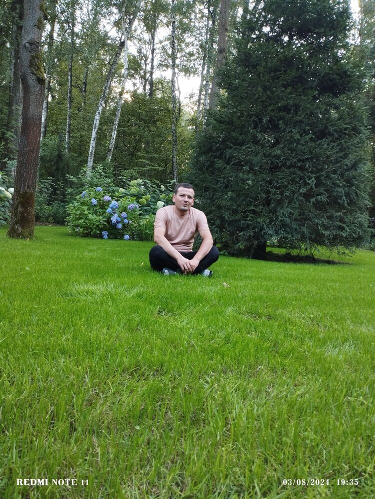  45807703  Bobur, 23 ,    
