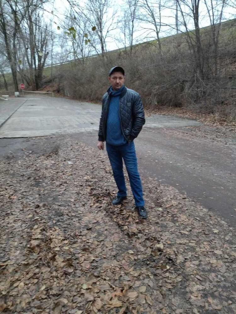  ,   Aleks, 47 ,   ,   , c 