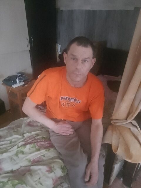  50490033  , 42 ,    