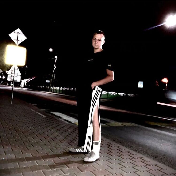  ,   , 20 ,   ,   