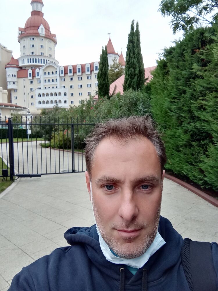 ���� 24010233 ������� �����, 44 ����, ���� ���������� � ������