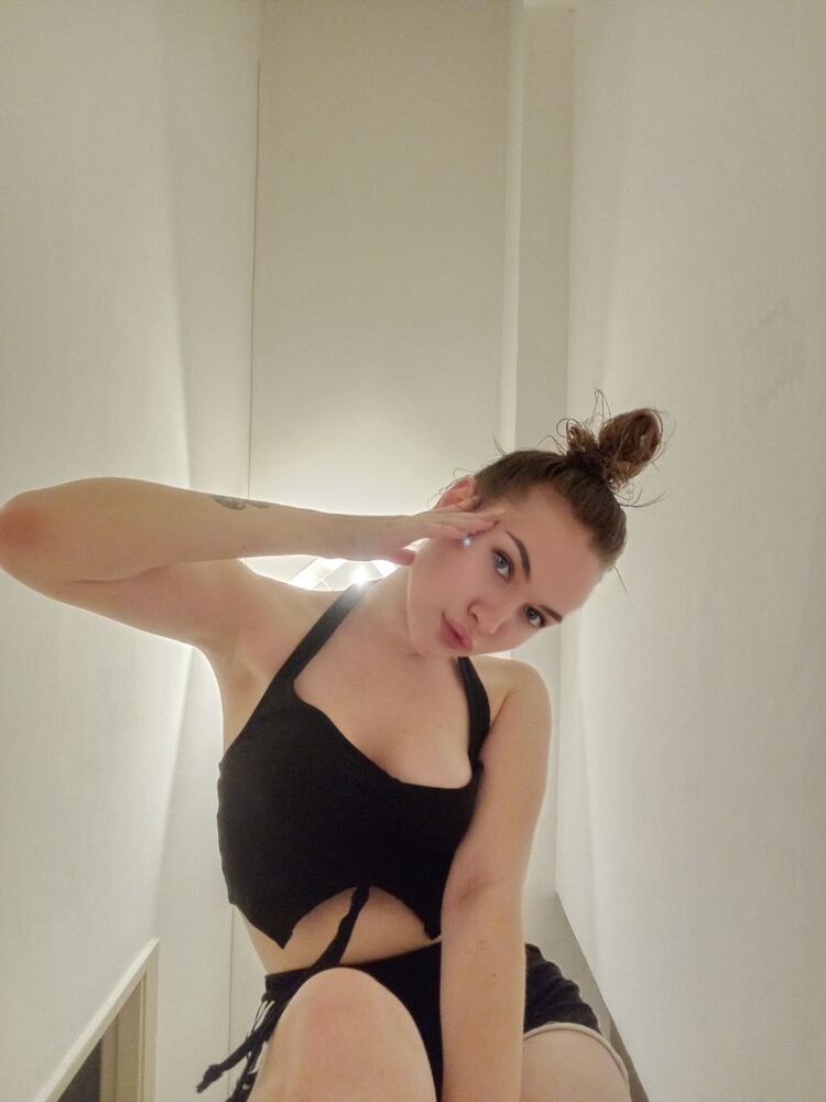  48467543  , 26 ,    