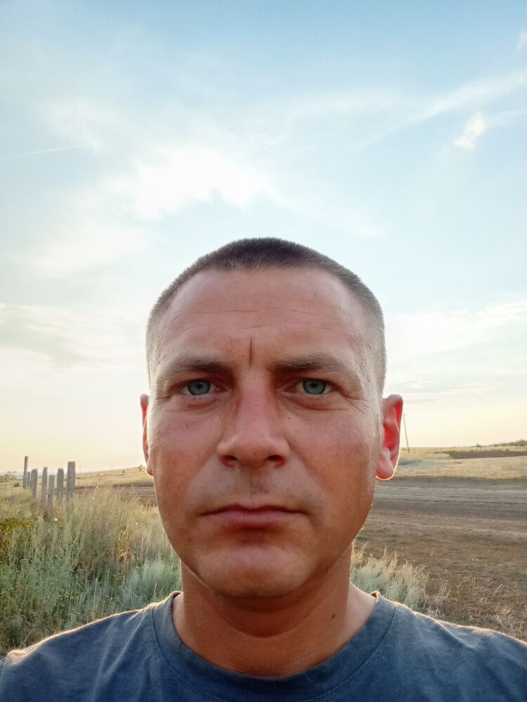  ,   Makc, 35 ,   ,   