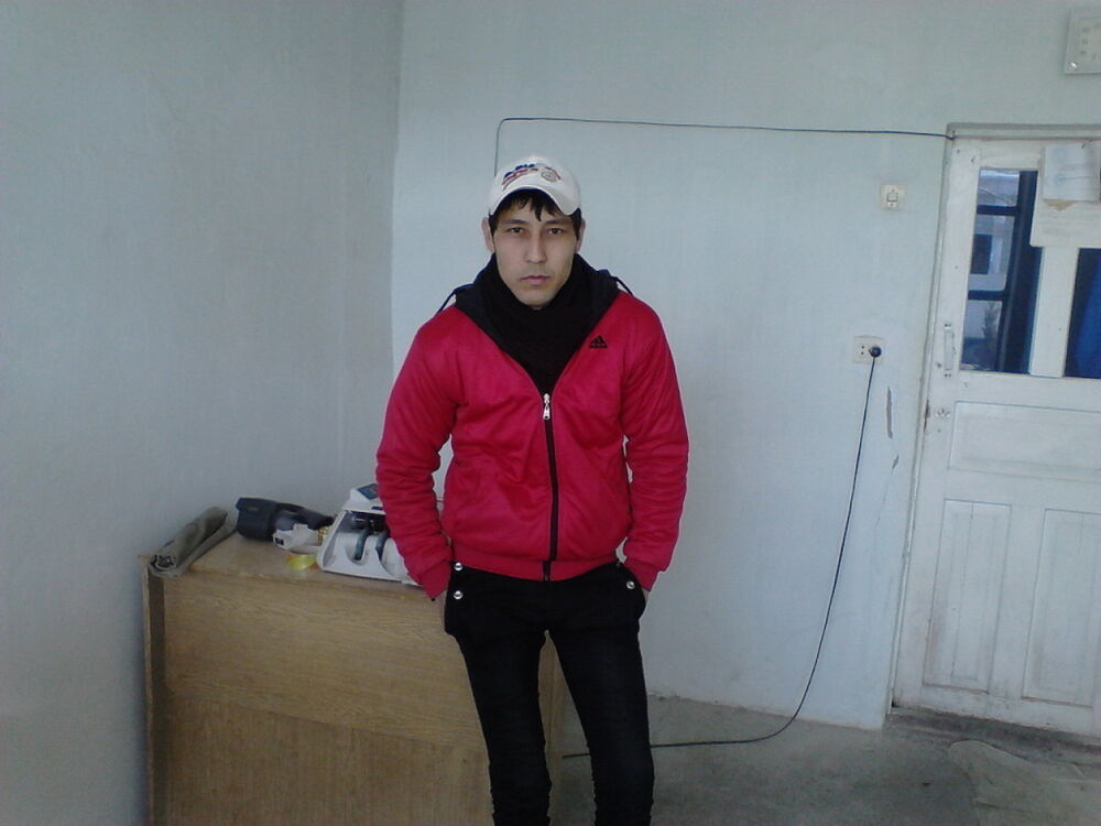  ,   Aziz, 38 ,   