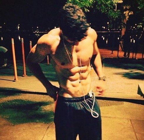 ���� 5472283 ������� ALEXANDRO, 33 ����, ���� ���������� � �������