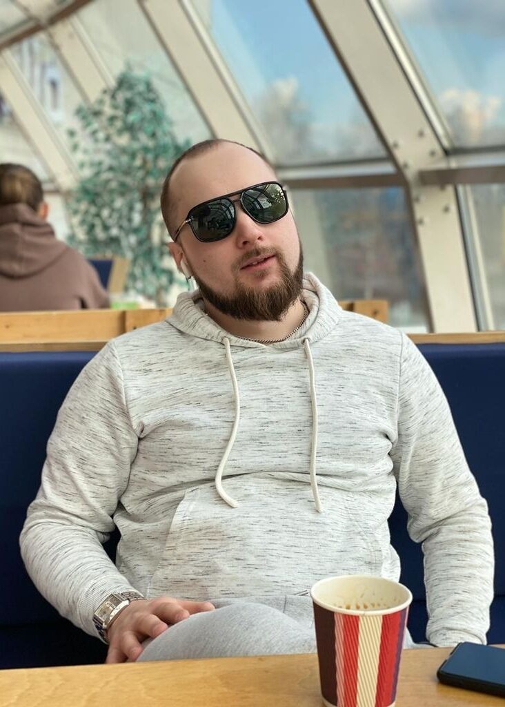  ,   Kirill, 33 ,     , c 