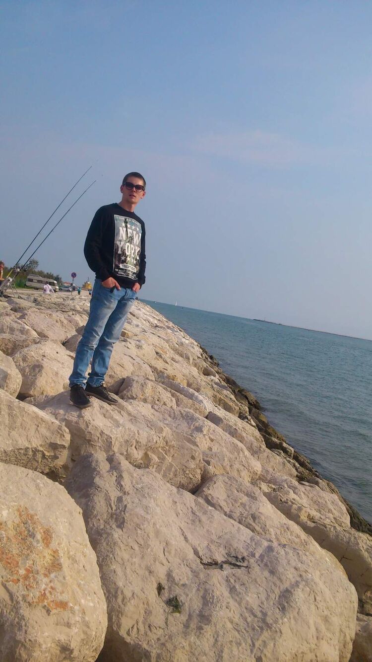  54623613  Sergiu, 34 ,    
