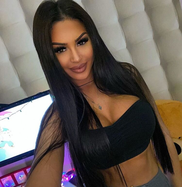  ,   Danielle, 30 ,   ,   , c 