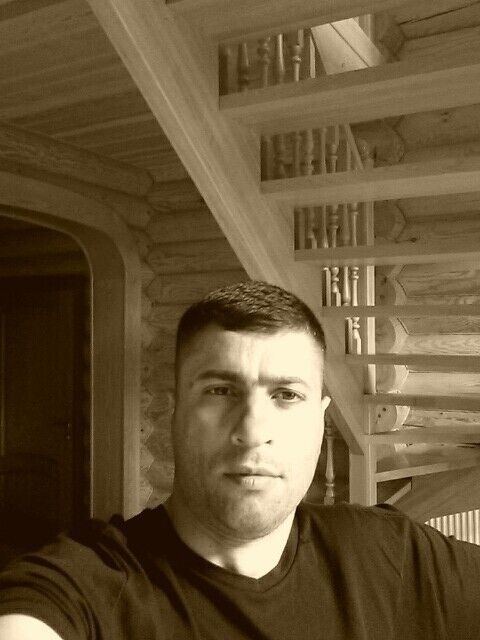  10349783  Mansur, 44 ,     