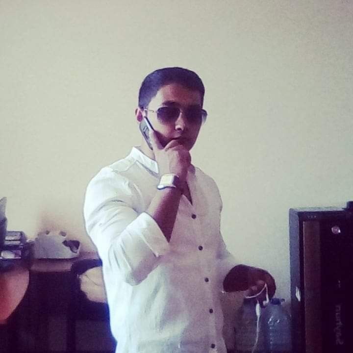  ,   Oybek, 32 ,   ,   , c 