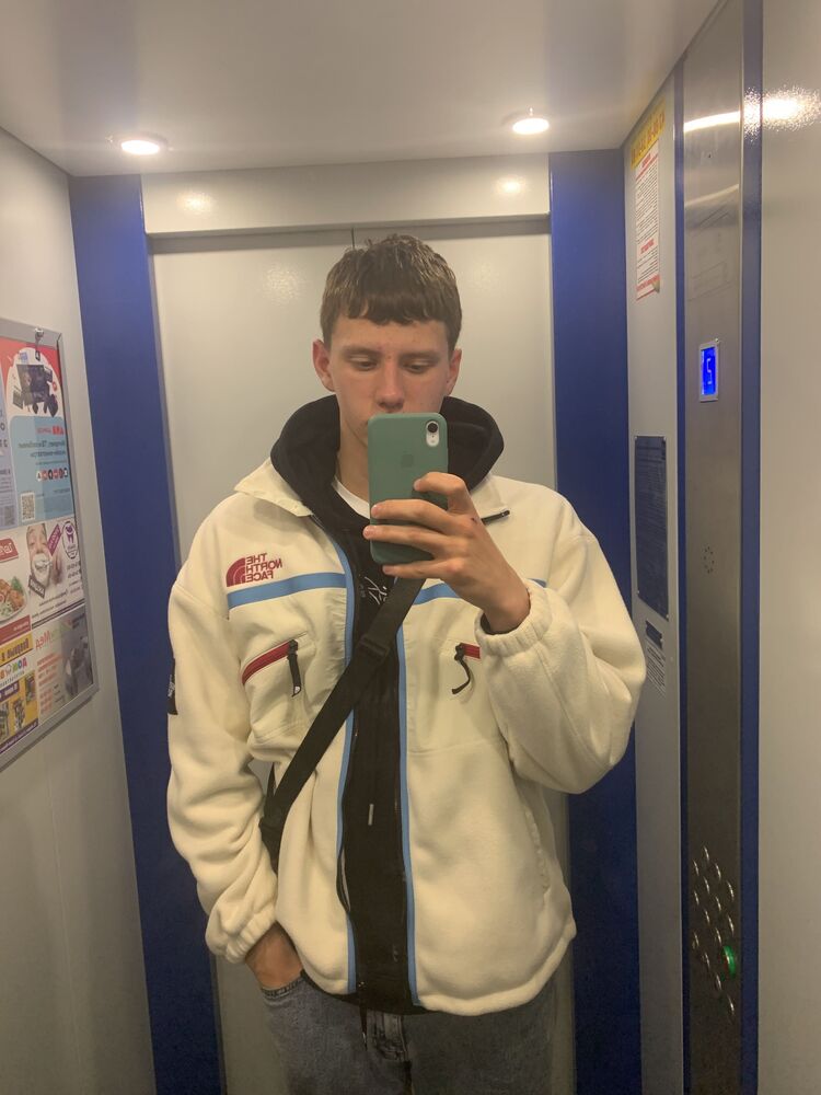  43092573  , 19 ,    -