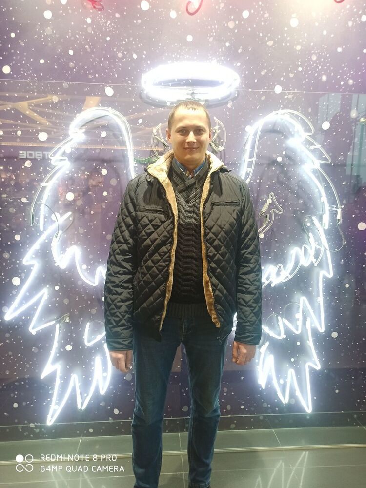  18597713  , 37 ,    
