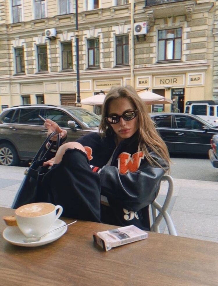  39639683  Olya, 38 ,    