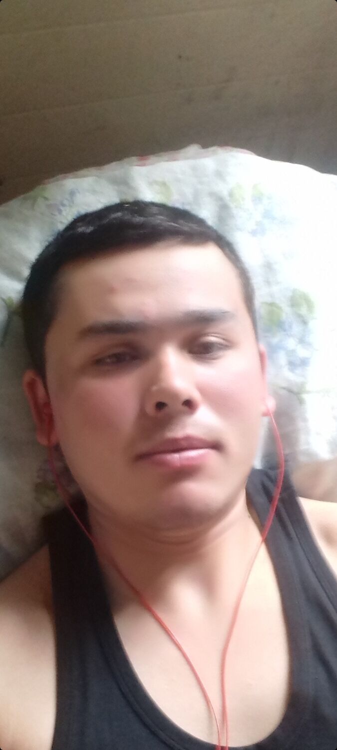  42229533  Sohibjon, 32 ,    