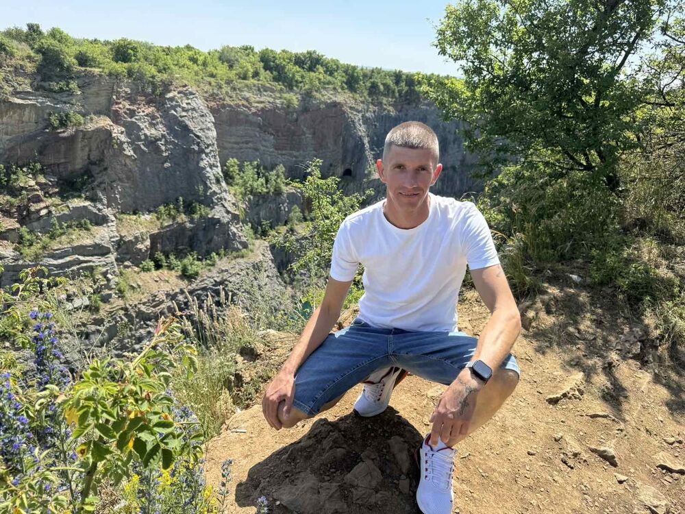  53536773  , 36 ,    Praha