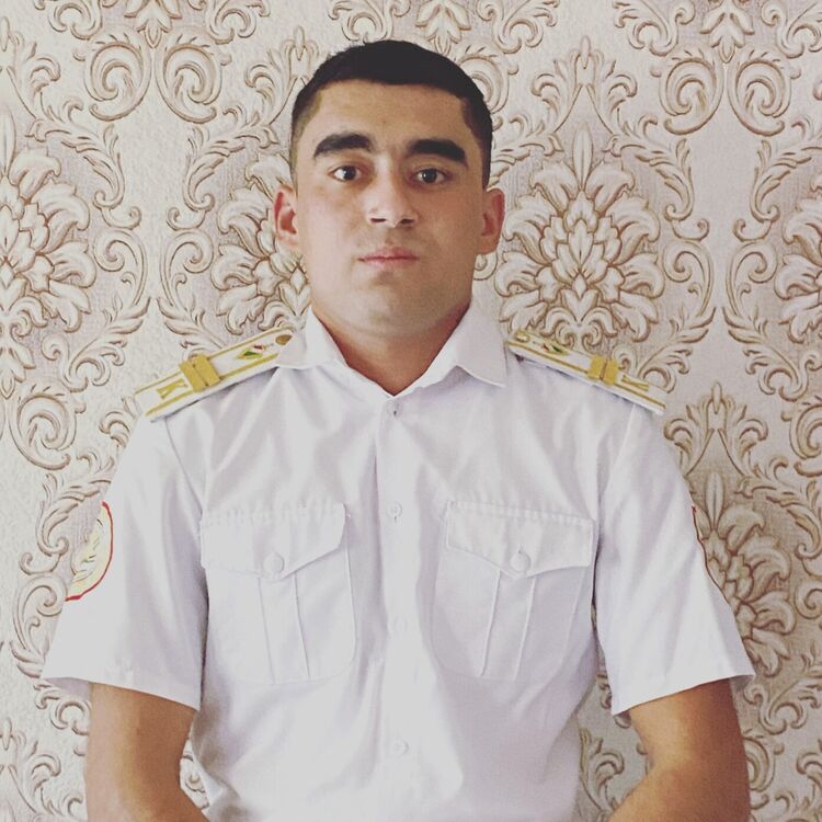  46004373  , 22 ,    