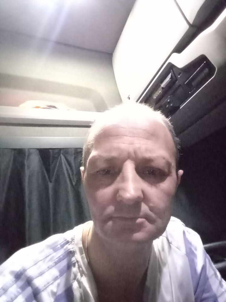  48292463  , 44 ,    