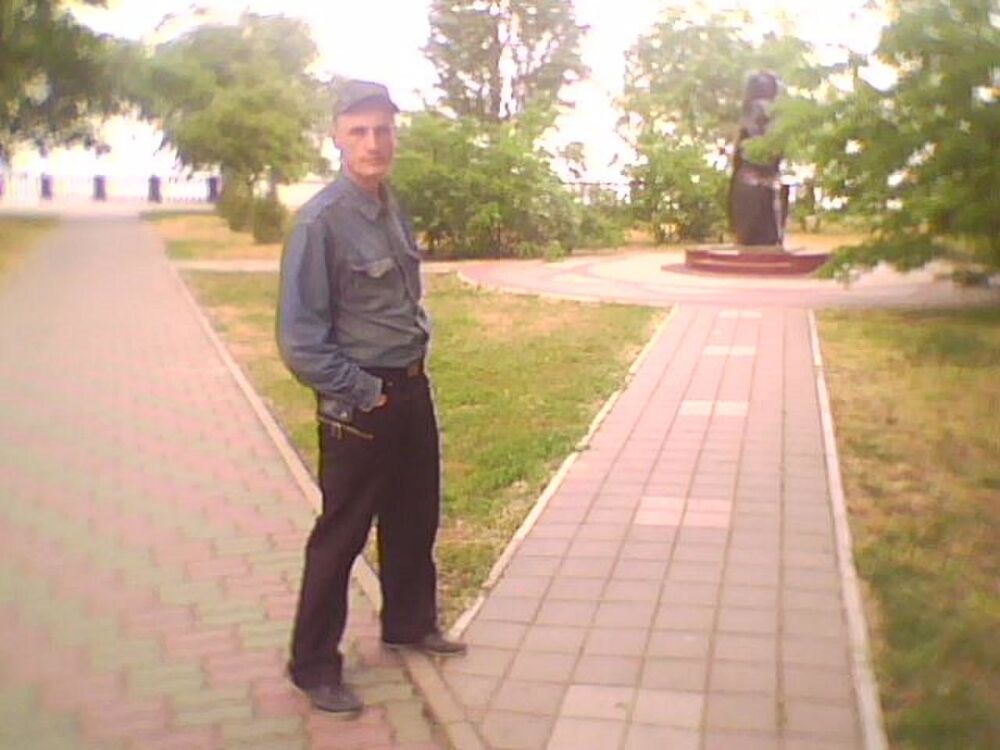  --,   Aleks, 56 ,   