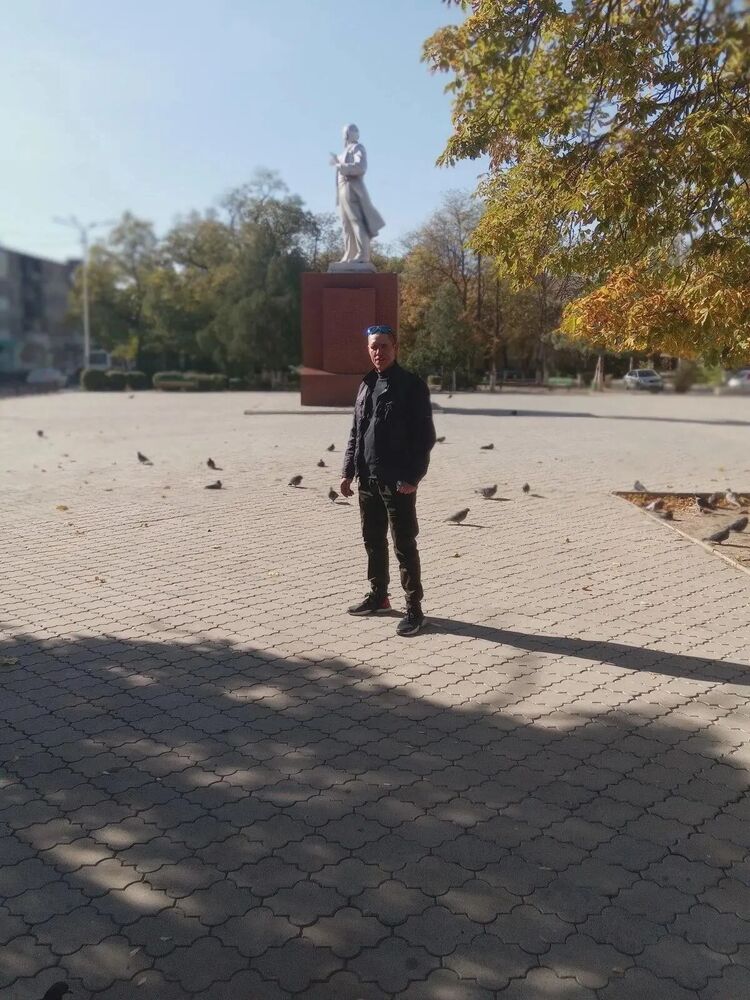  48871633  , 41 ,    --