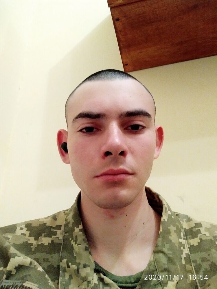  ,   Andriu, 25 ,   ,   , c 