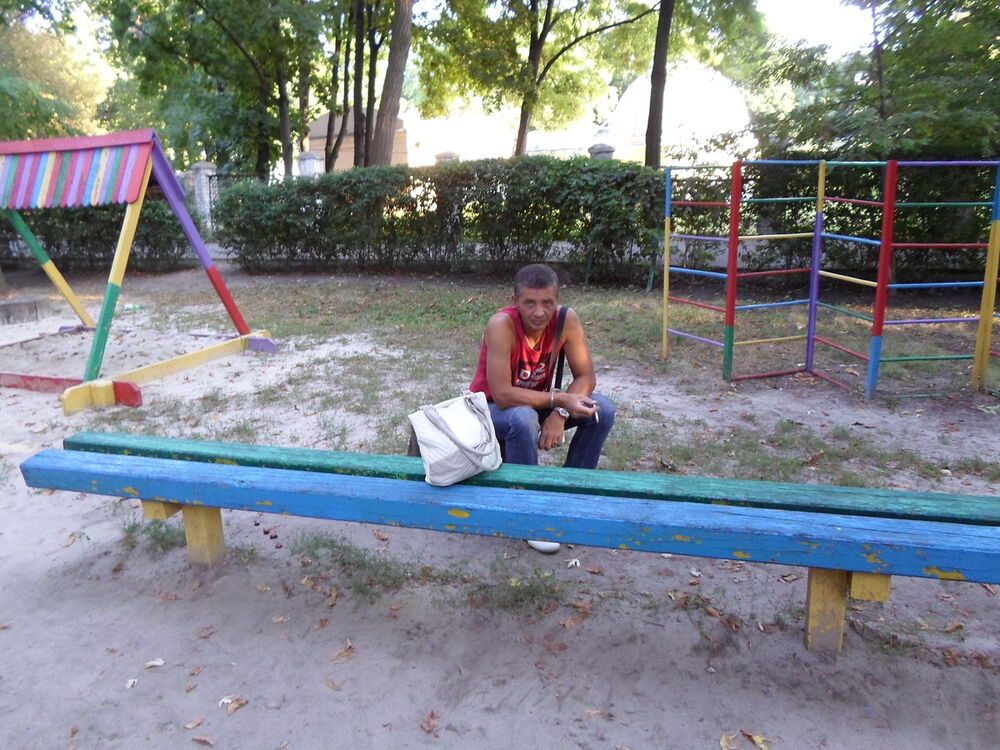  13524893  Oleg, 57 ,    