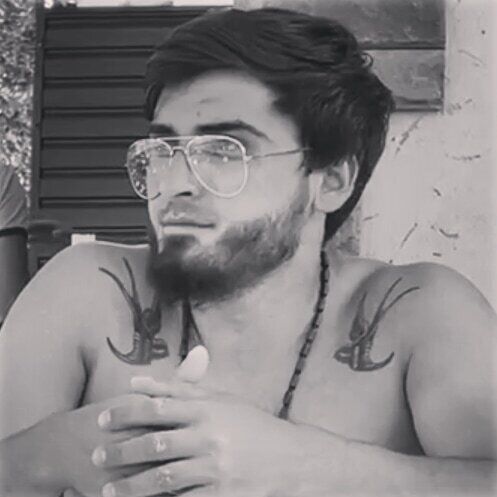  33508363  Vincenzo, 30 ,    