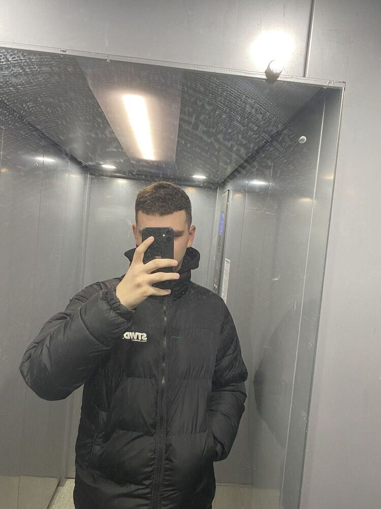  31807163  , 22 ,    -