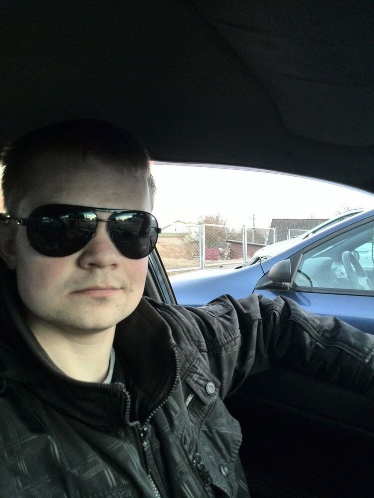  ,   RedBult, 38 ,   ,   , c 