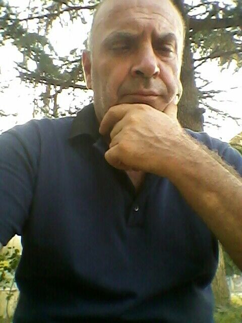  19487943  Bacho, 58 ,    
