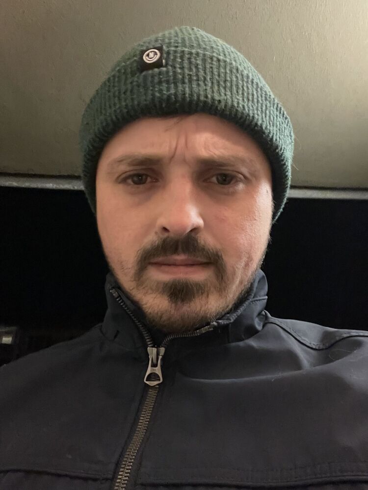  25995023  Faruk, 32 ,    Gorlitz