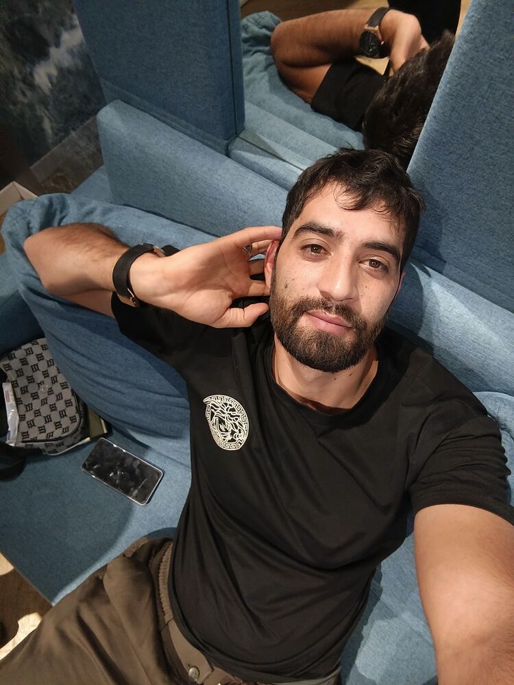  49398653  Ibragim, 32 ,    