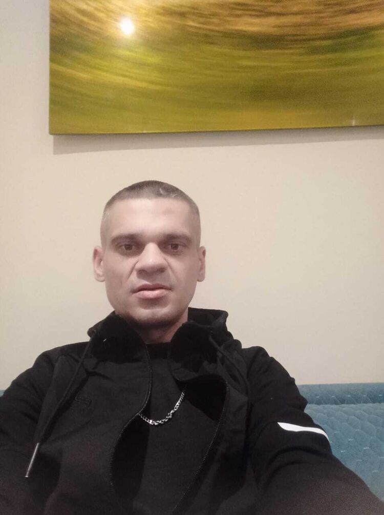  32904683  , 36 ,    