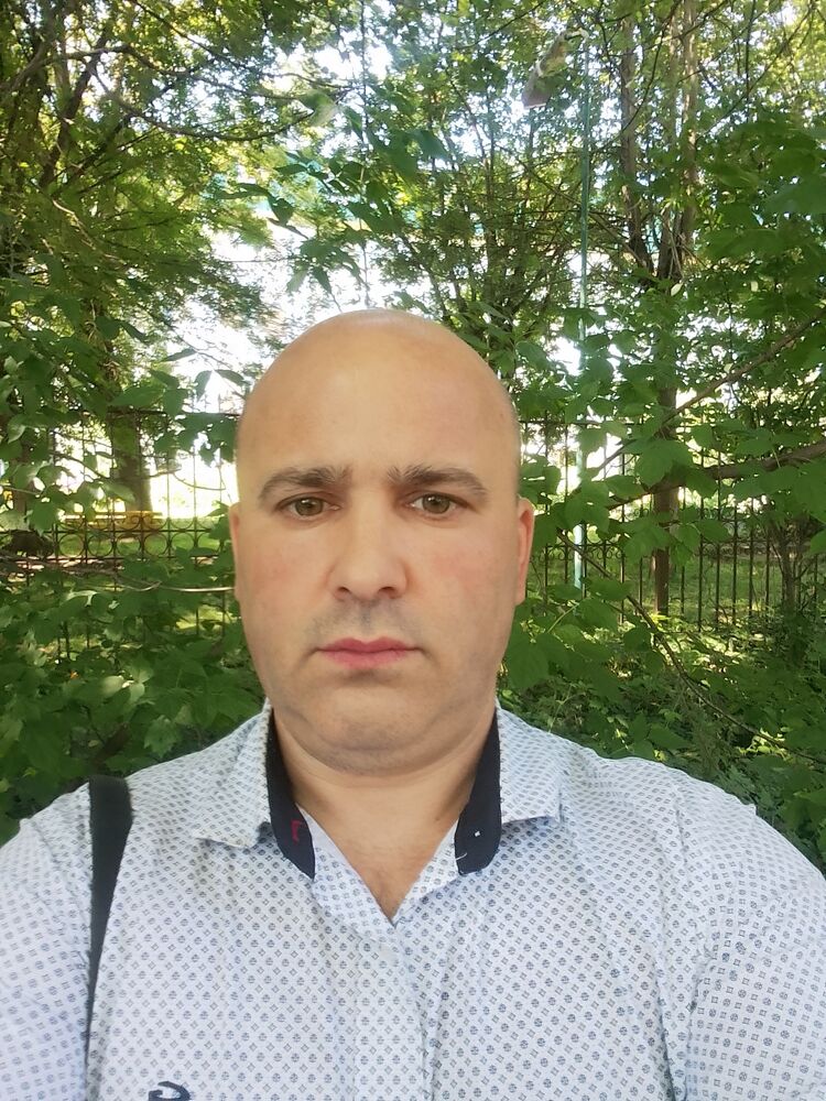  54628093  Nlkolai, 43 ,    