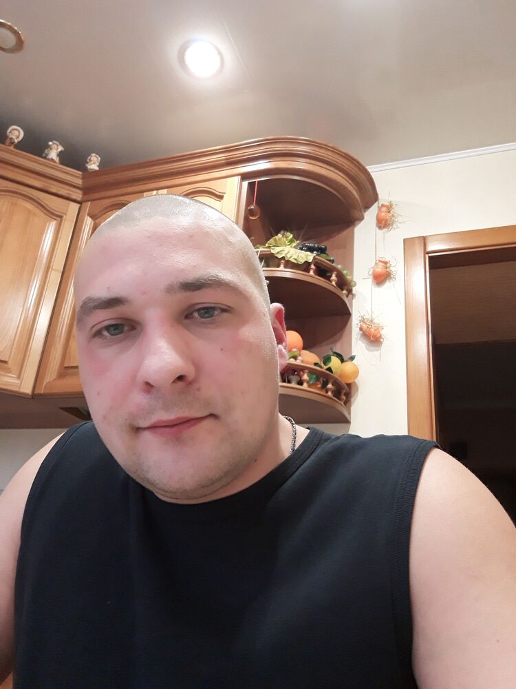  40402283  , 37 ,    