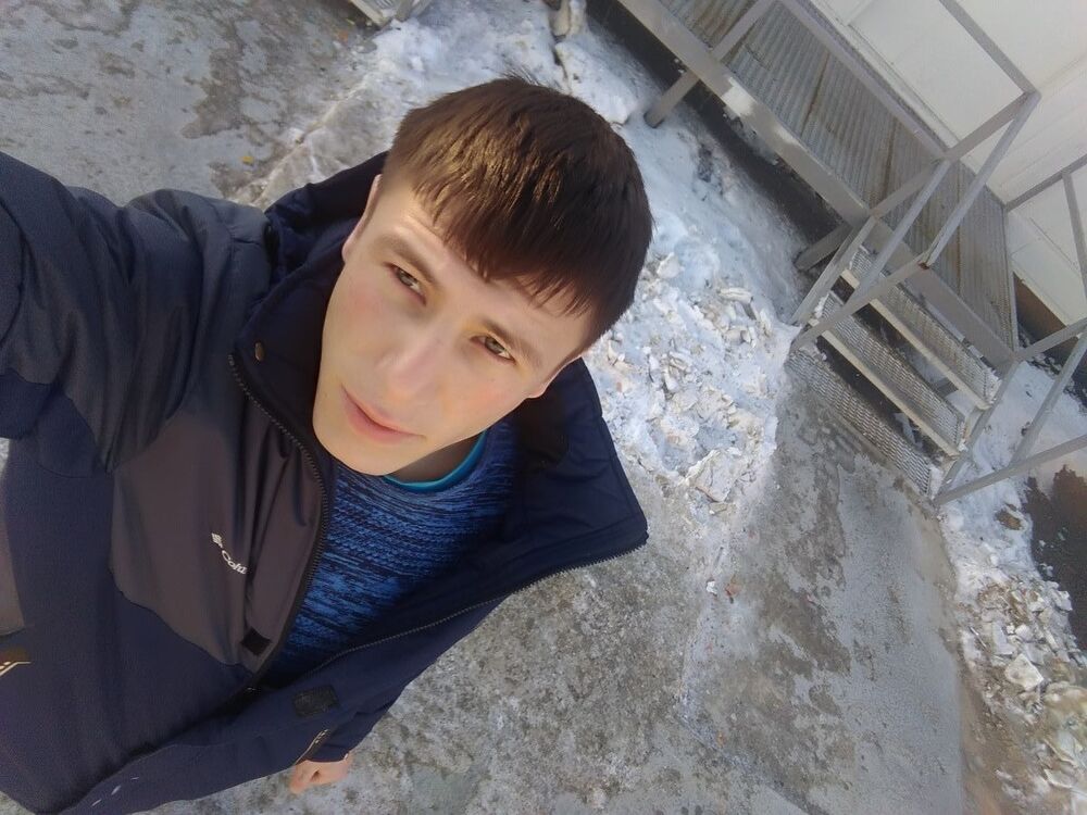  18664703  IGOR, 28 ,    