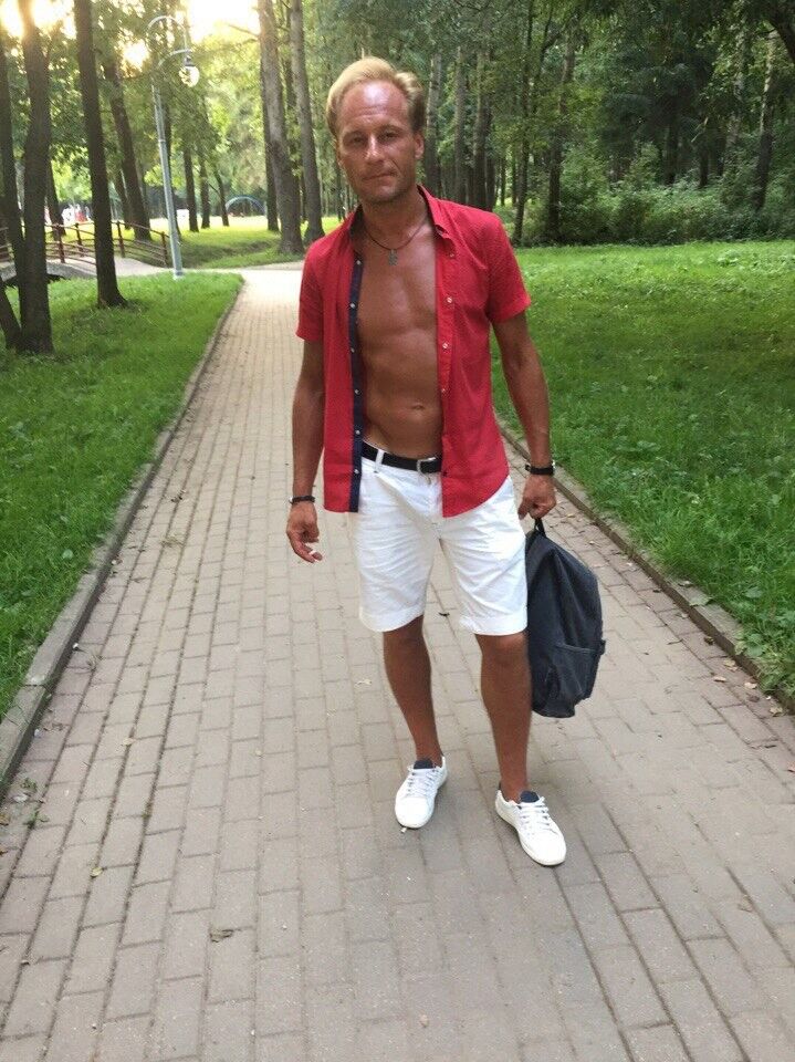  10248573  ALEX, 41 ,    