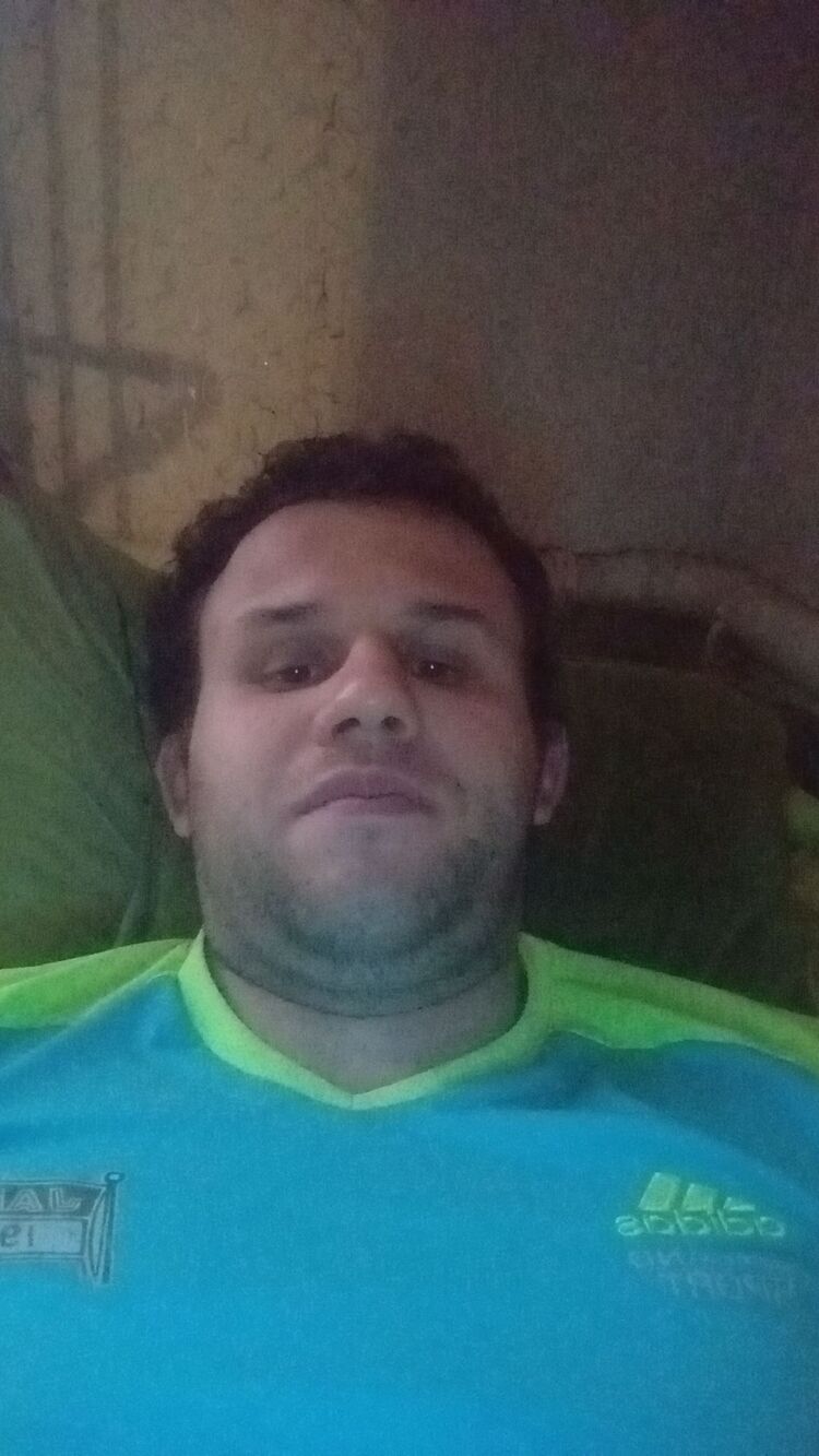  39046873  Sascha, 35 ,    
