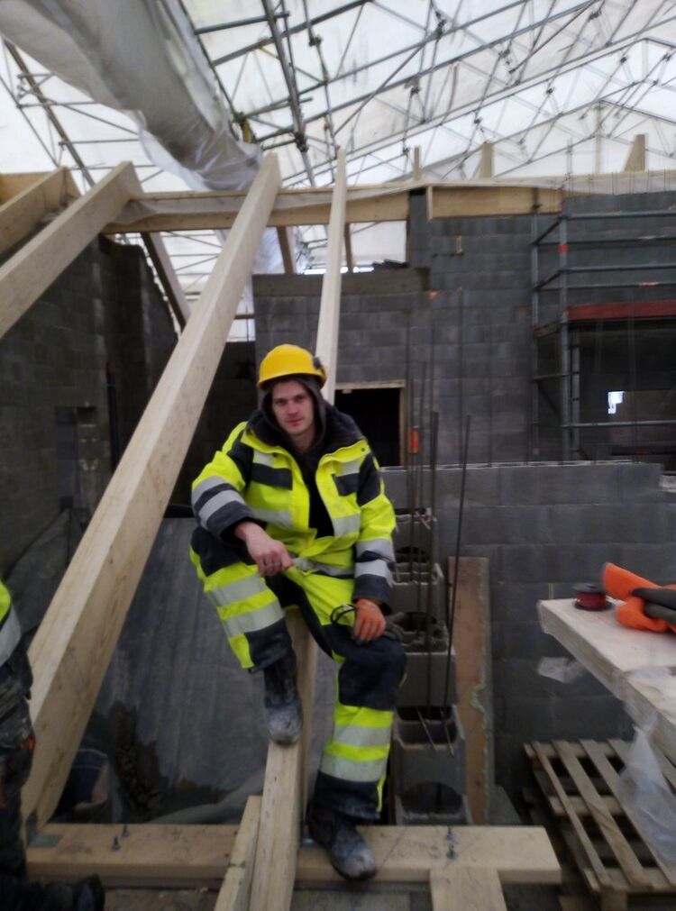  ,   Marko, 33 ,   ,   , c 