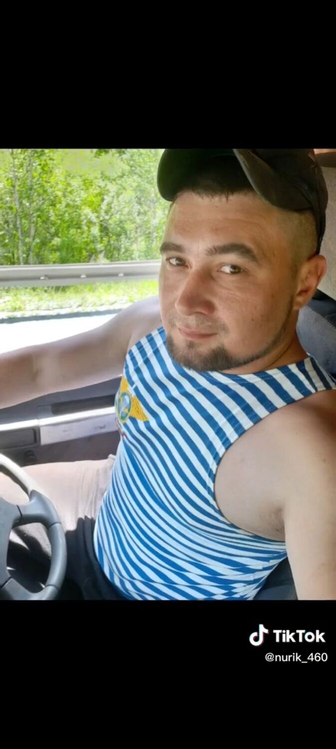  42155733  ILNUR, 30 ,    