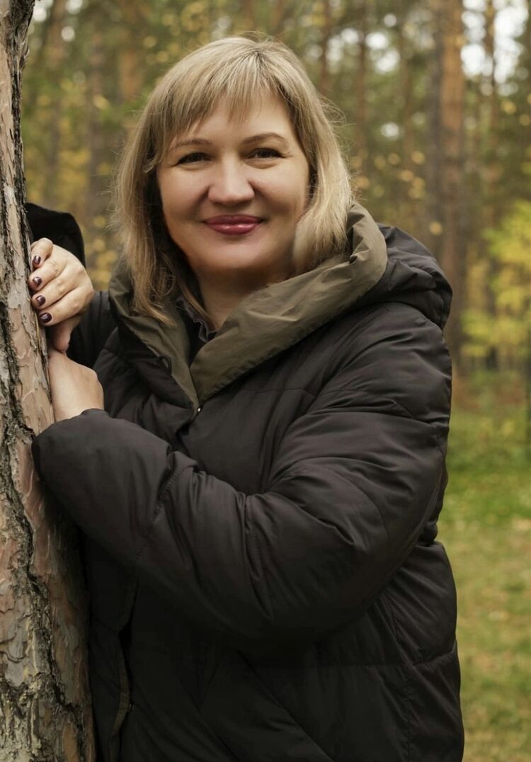  ,   Natasha, 42 ,   c 