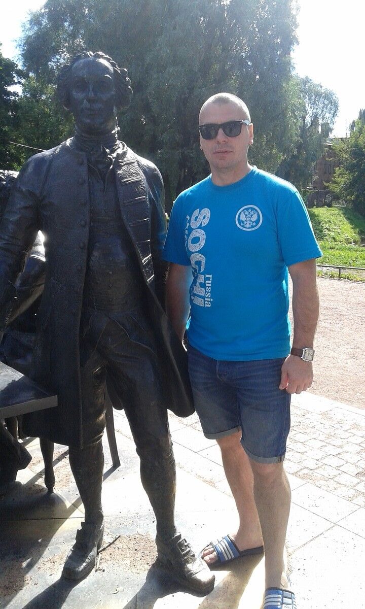  6727303  Anton, 53 ,    -