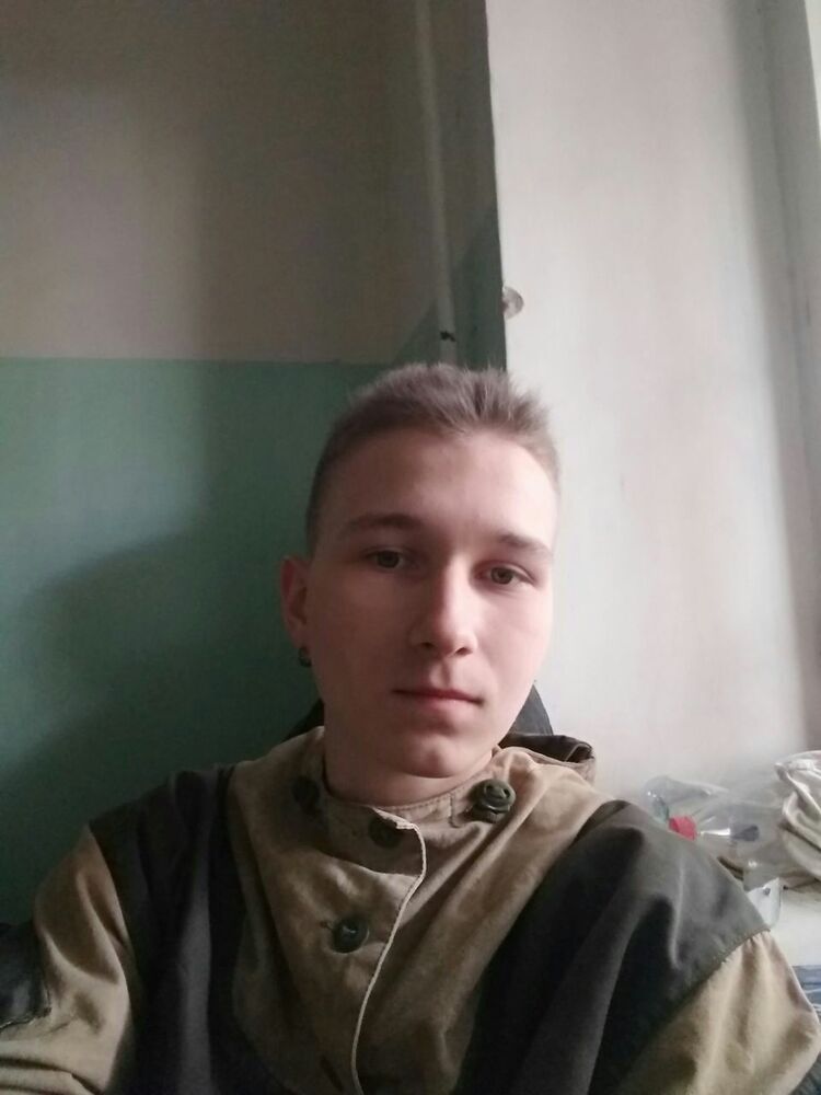  43588463  , 22 ,    