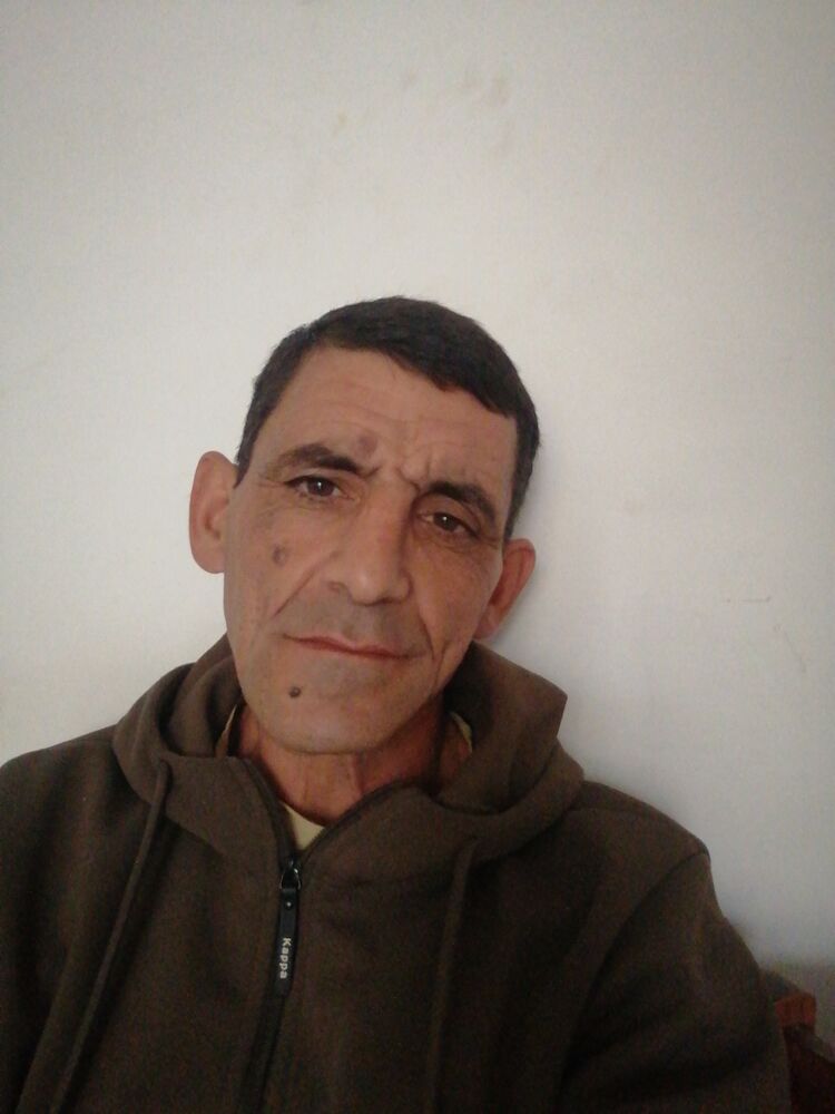  47646663  Anzor, 47 ,    
