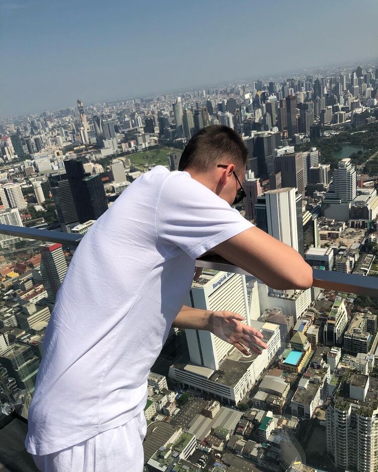  ,   Dmitrii, 25 ,   ,   , 