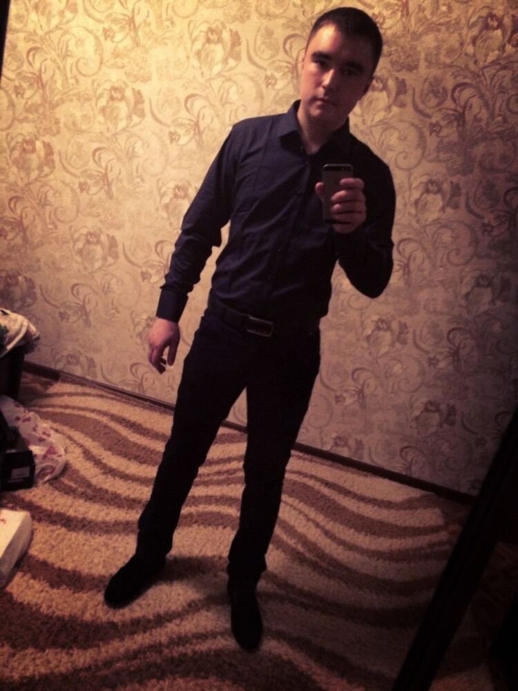  8829343  Andrey, 32 ,    