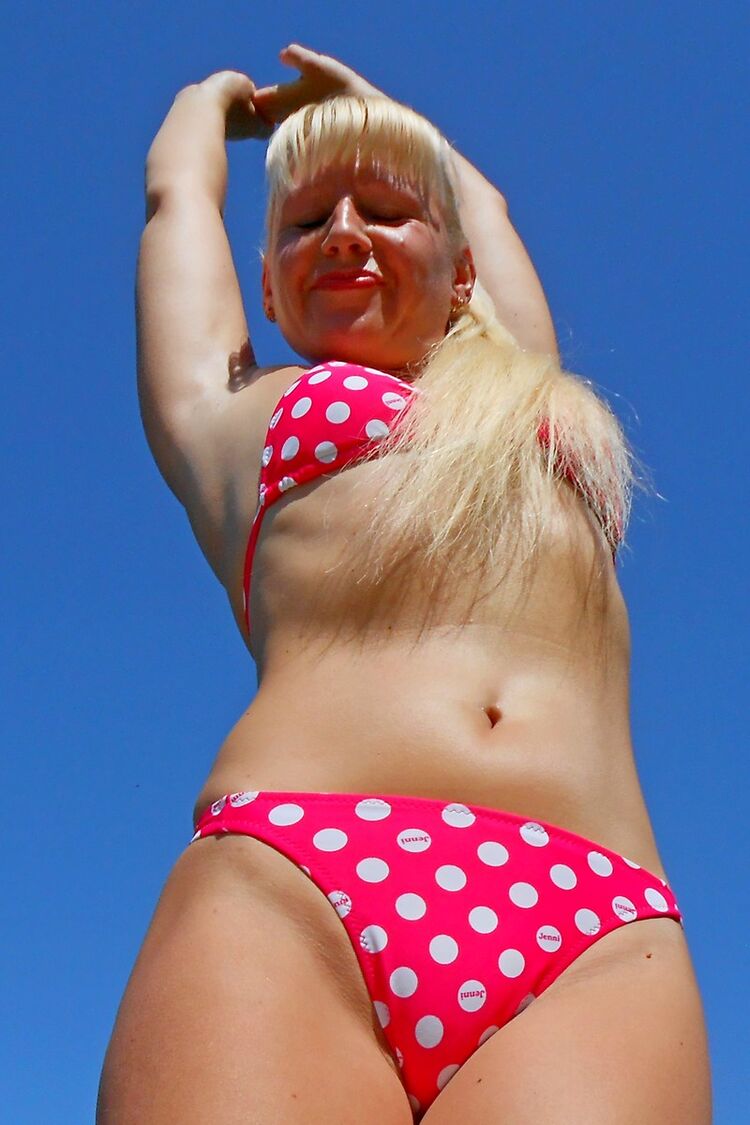  ,   Natalie, 42 ,     , c 