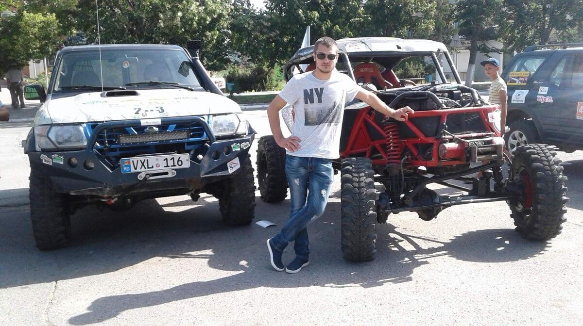  ,   Arturo, 28 ,   