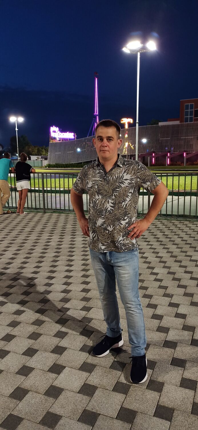  ,   Alexander, 35 ,   ,   , c 
