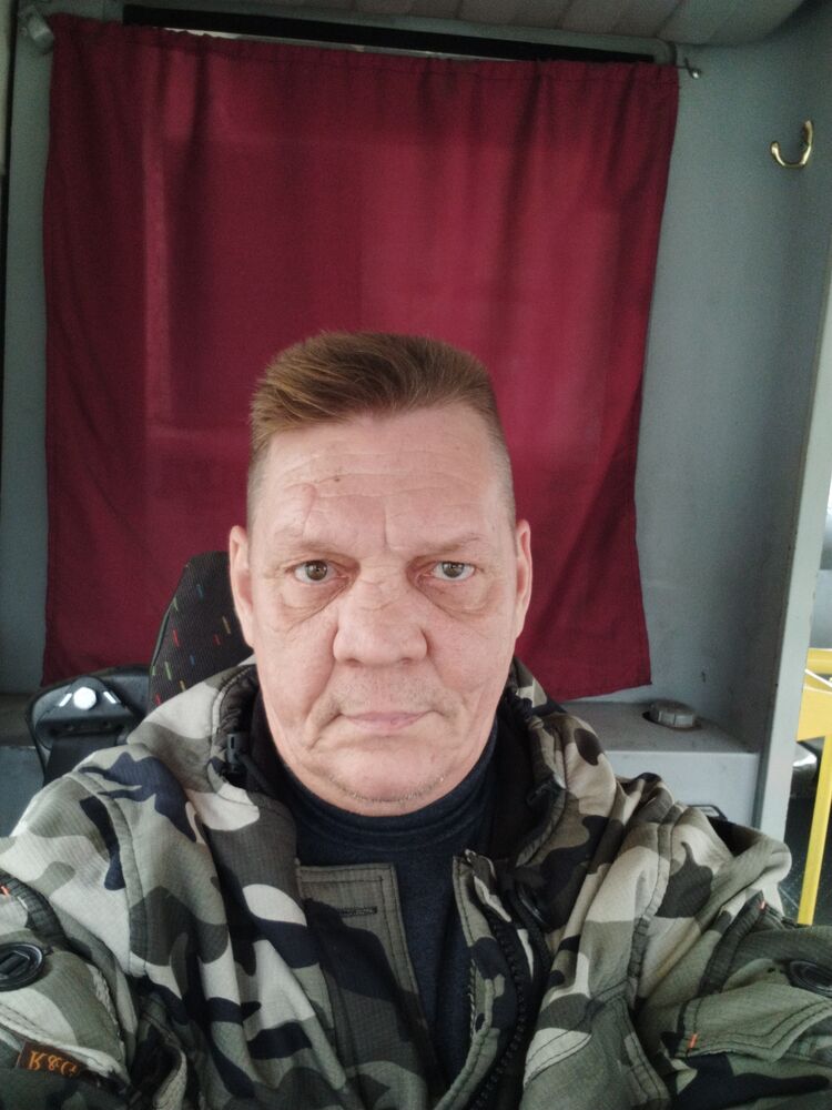  46822313  , 54 ,    