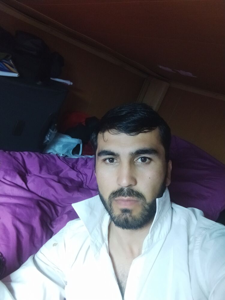  45648763  , 35 ,    